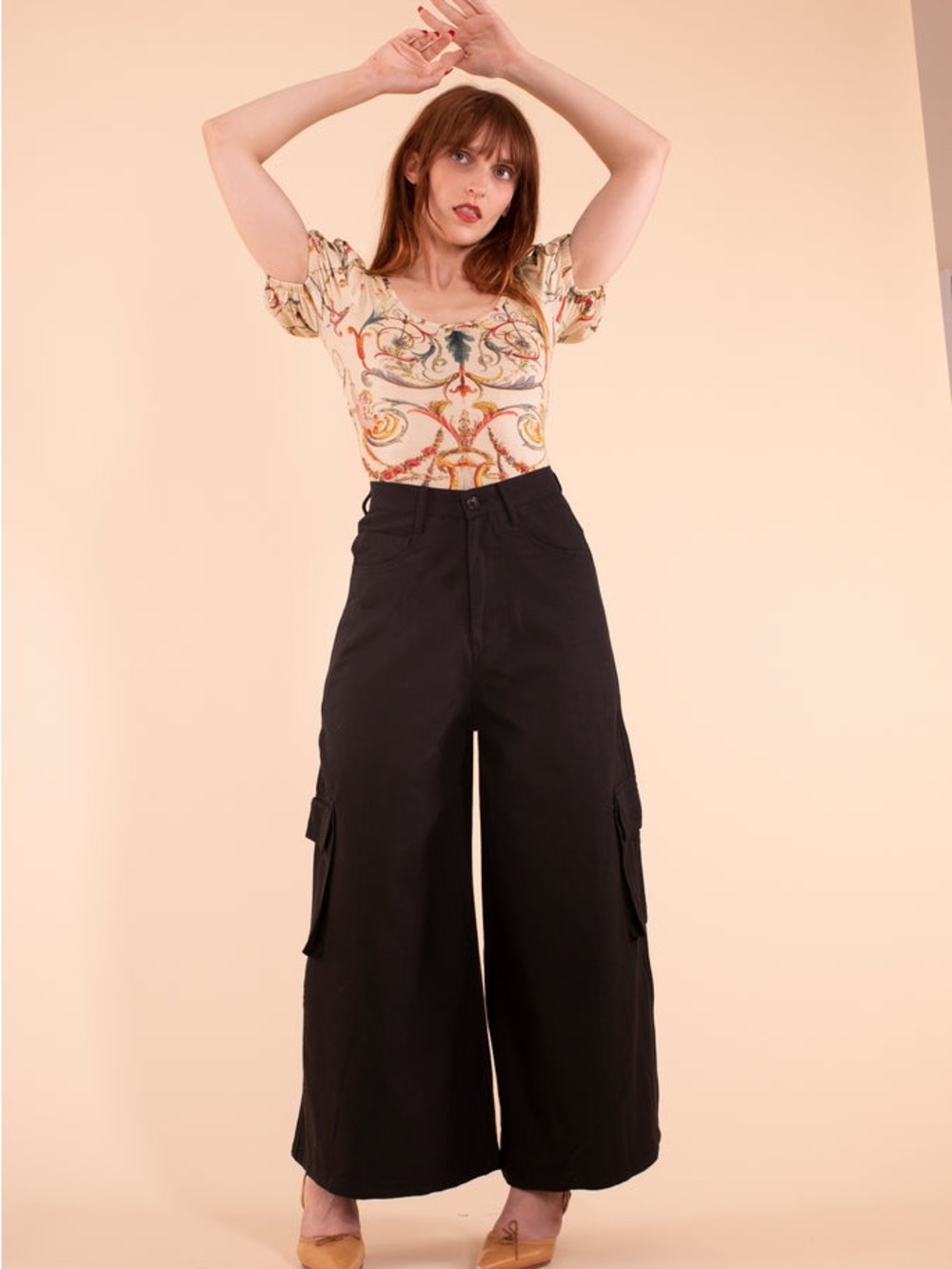 Samantha Pleet Black High-Waist Wide-Leg cargo Pants Size 26